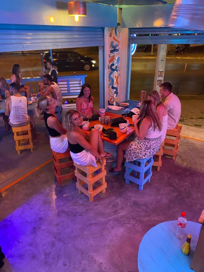 Slumber Party Hostel Krabi Ao Nang Exterior foto